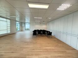 Bugis Junction (D7), Office #572117161